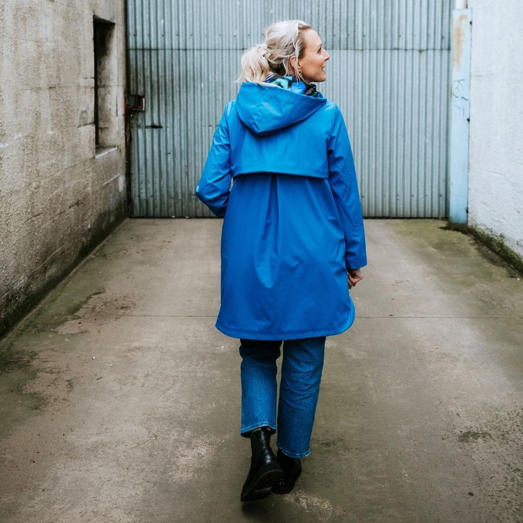 Moke Billie Raincoat Imperial Blue with Night Bloom Evie Kemp