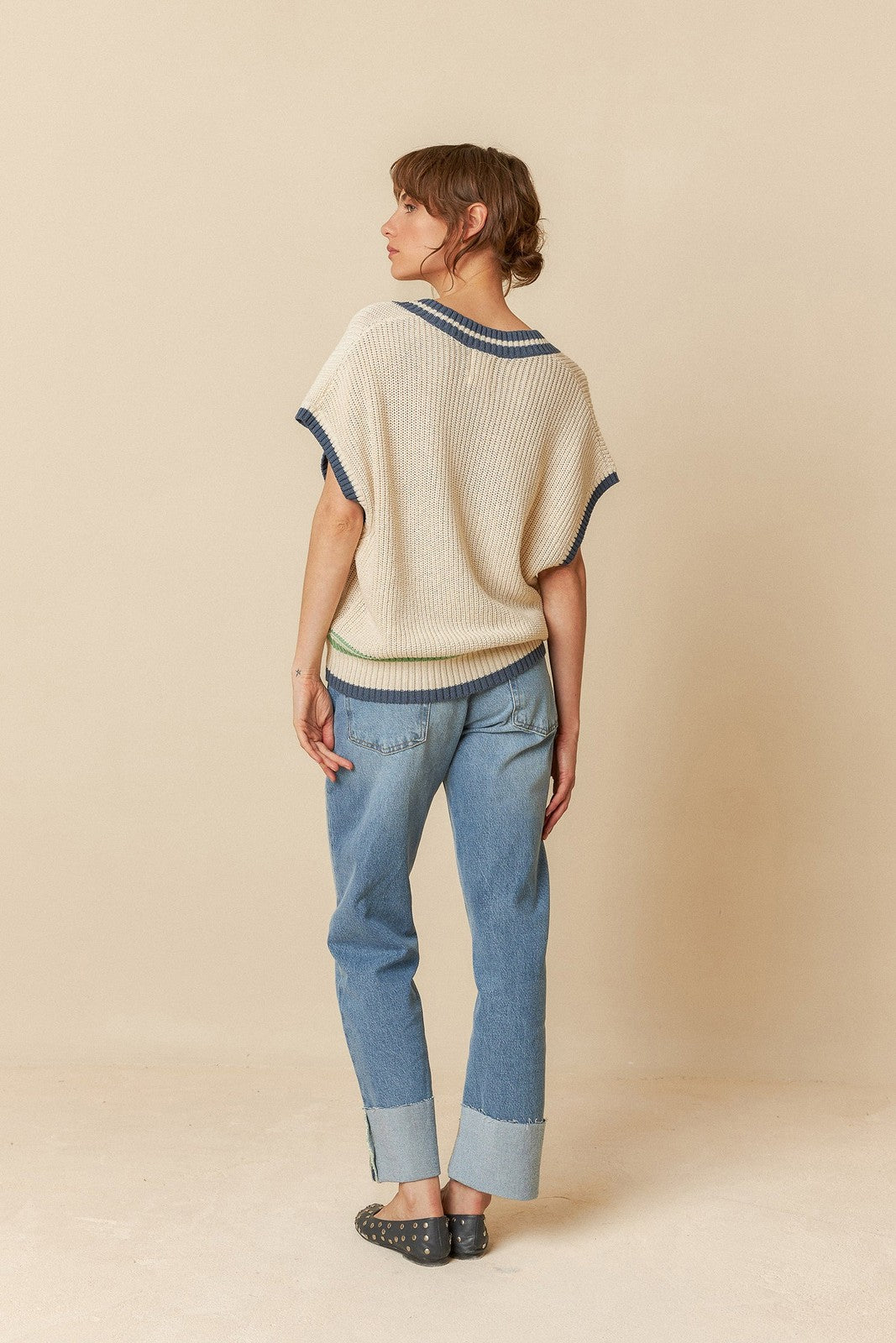Indi & Cold AX135 Multicolor Border Vest Ecru