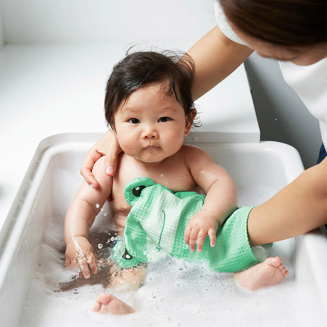 Dock & Bay Baby Wash Mitt Animal Collection Frankie Frog