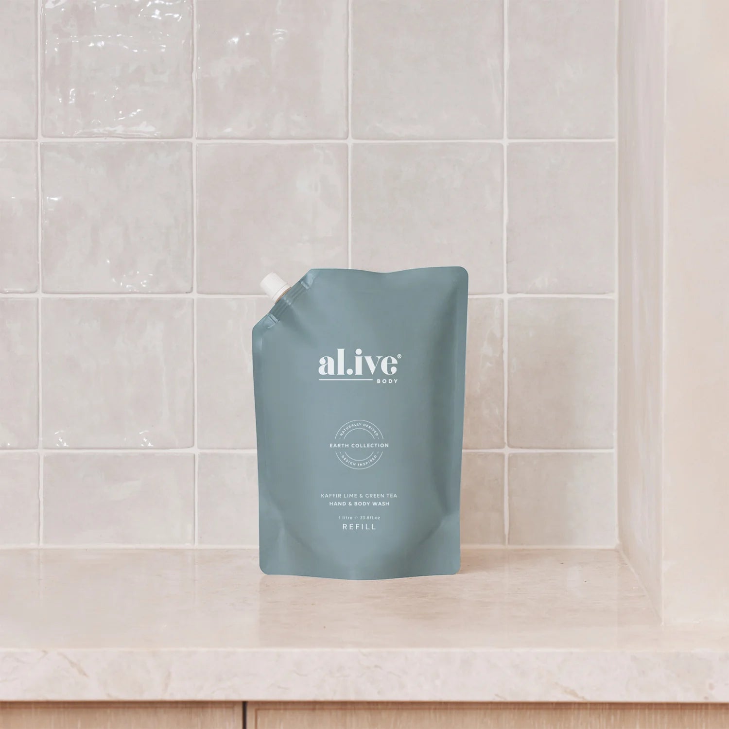 al.ive Hand + Body Wash 1 Ltr Refill: Kaffir Lime + Green Tea