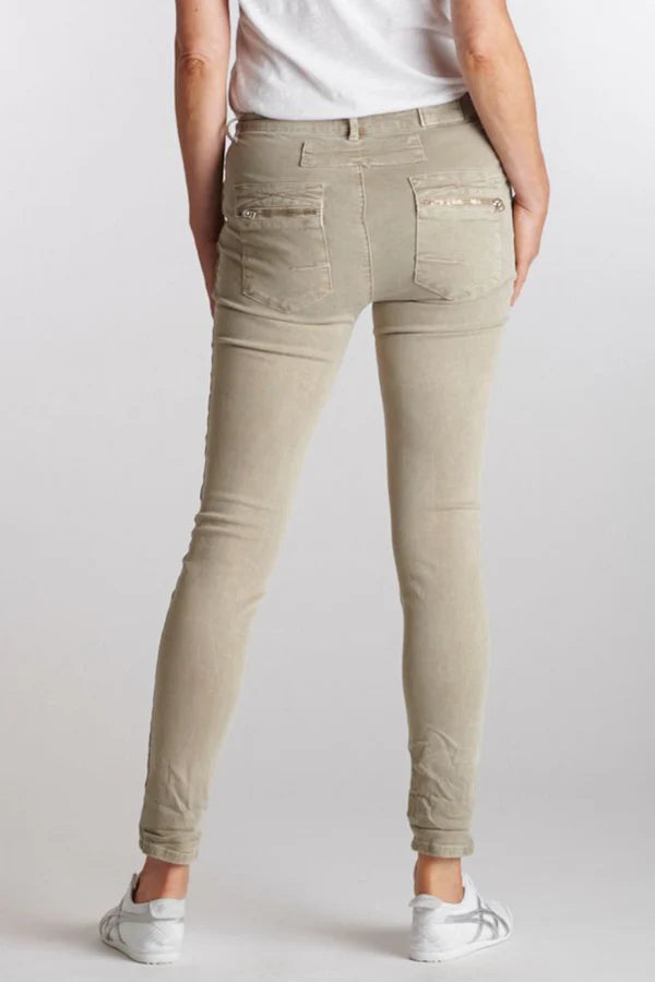 Italian Star Button Jean Elk