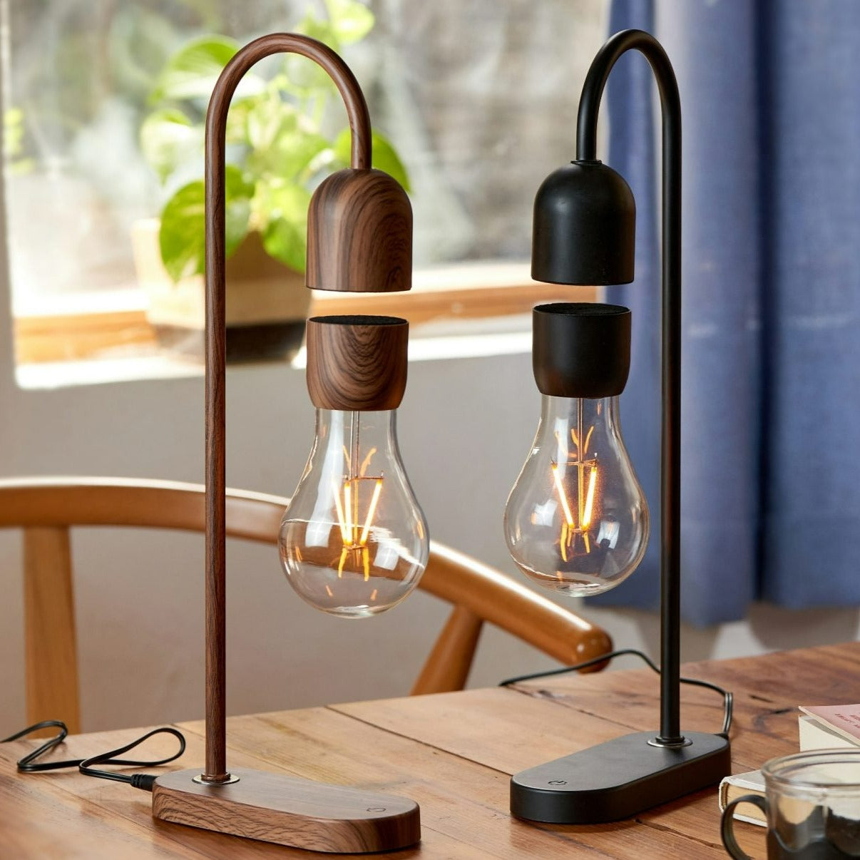 Gingko Evaro Lightbulb Lamp Black