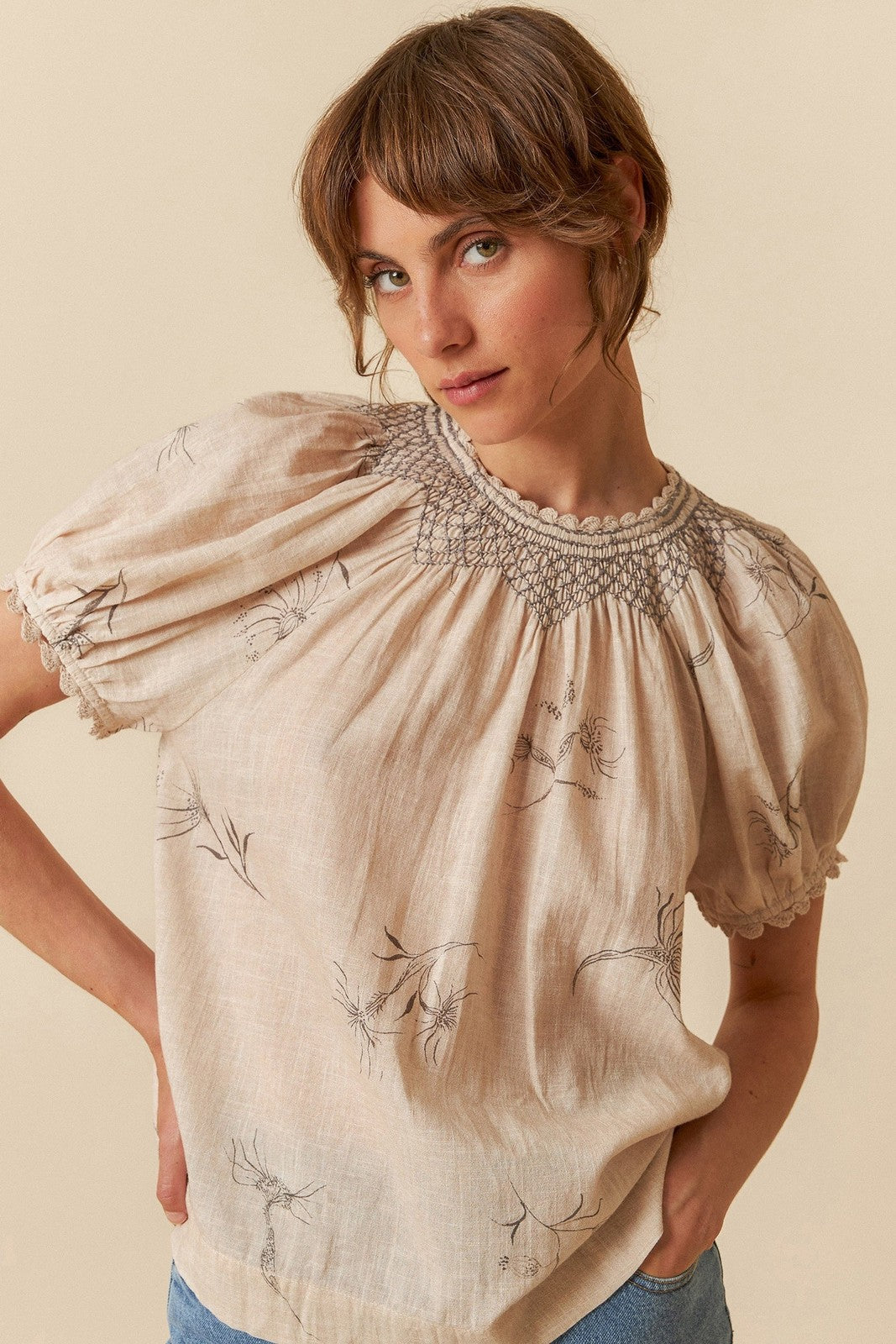 Indi & Cold AD166 Crochet Details Blouse Beige