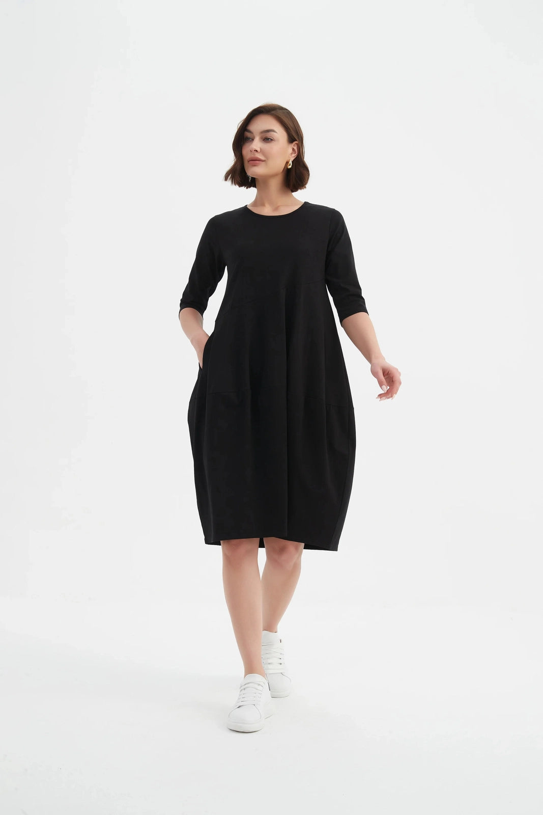 Tirelli Diagonal Seam Winter Dress Black