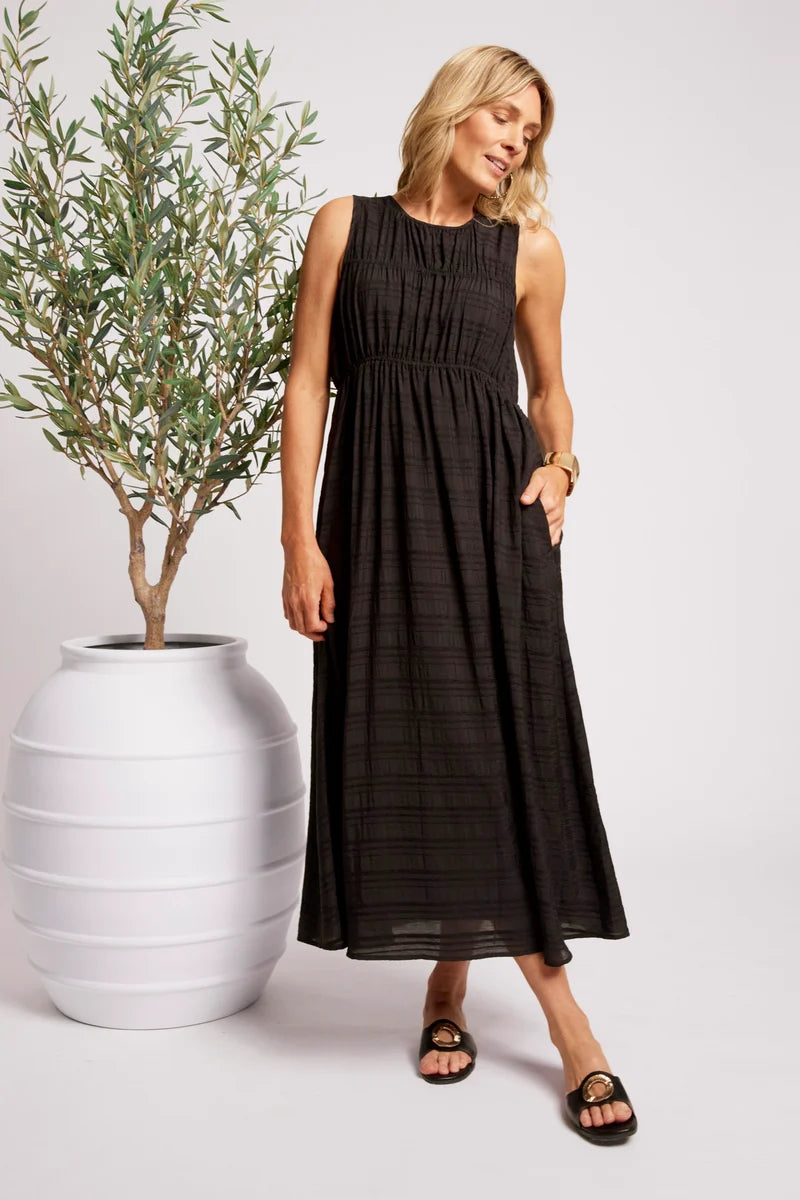 Eb & Ive Sovana Ruched Maxi Dress Black