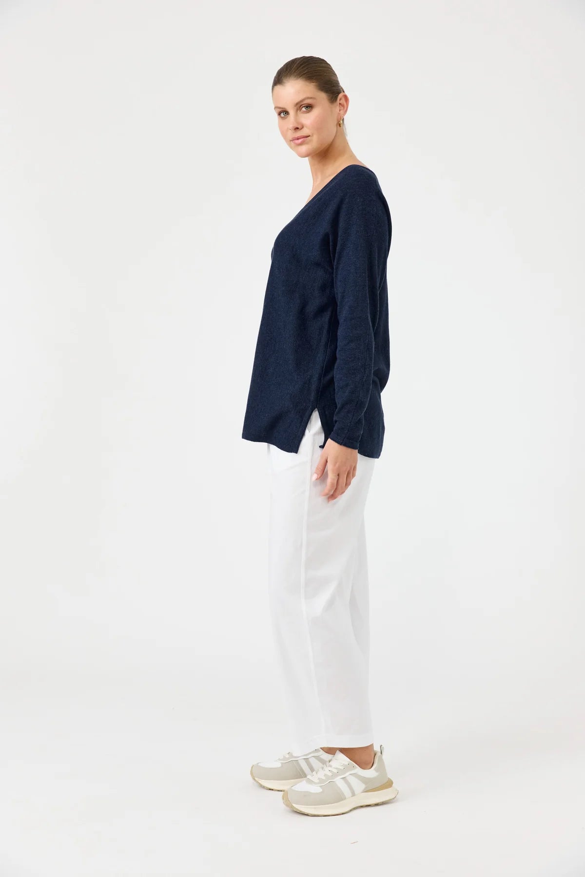 Eb & Ive Studio V Knit Navy