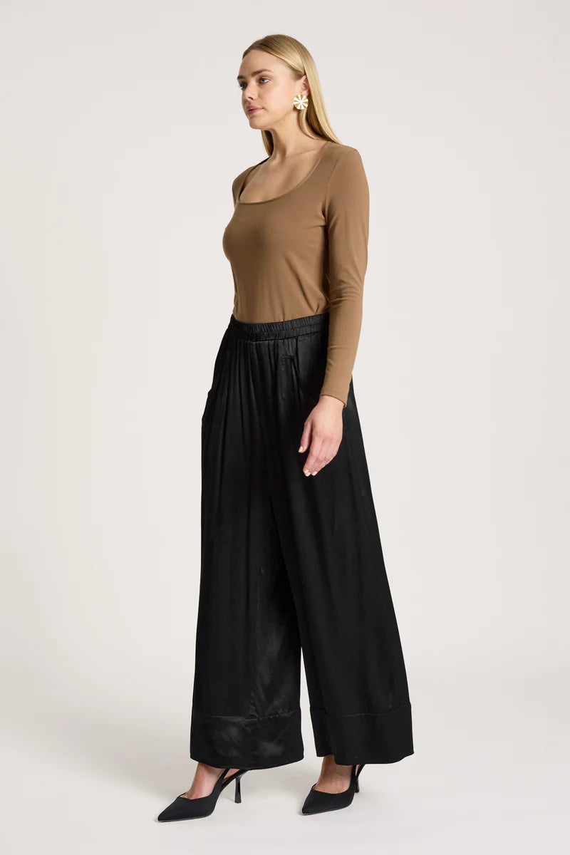 Eb & Ive San Pant Black