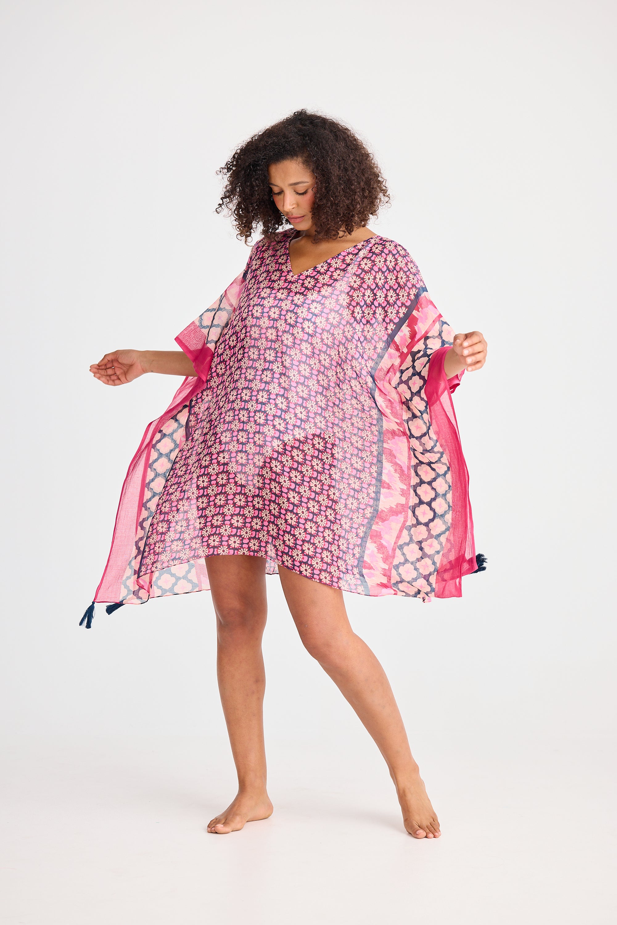 Holiday Life Stella Kaftan Pink Floral
