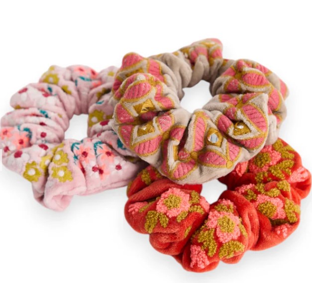 Holiday Life Lani Scrunchie Baby Pink