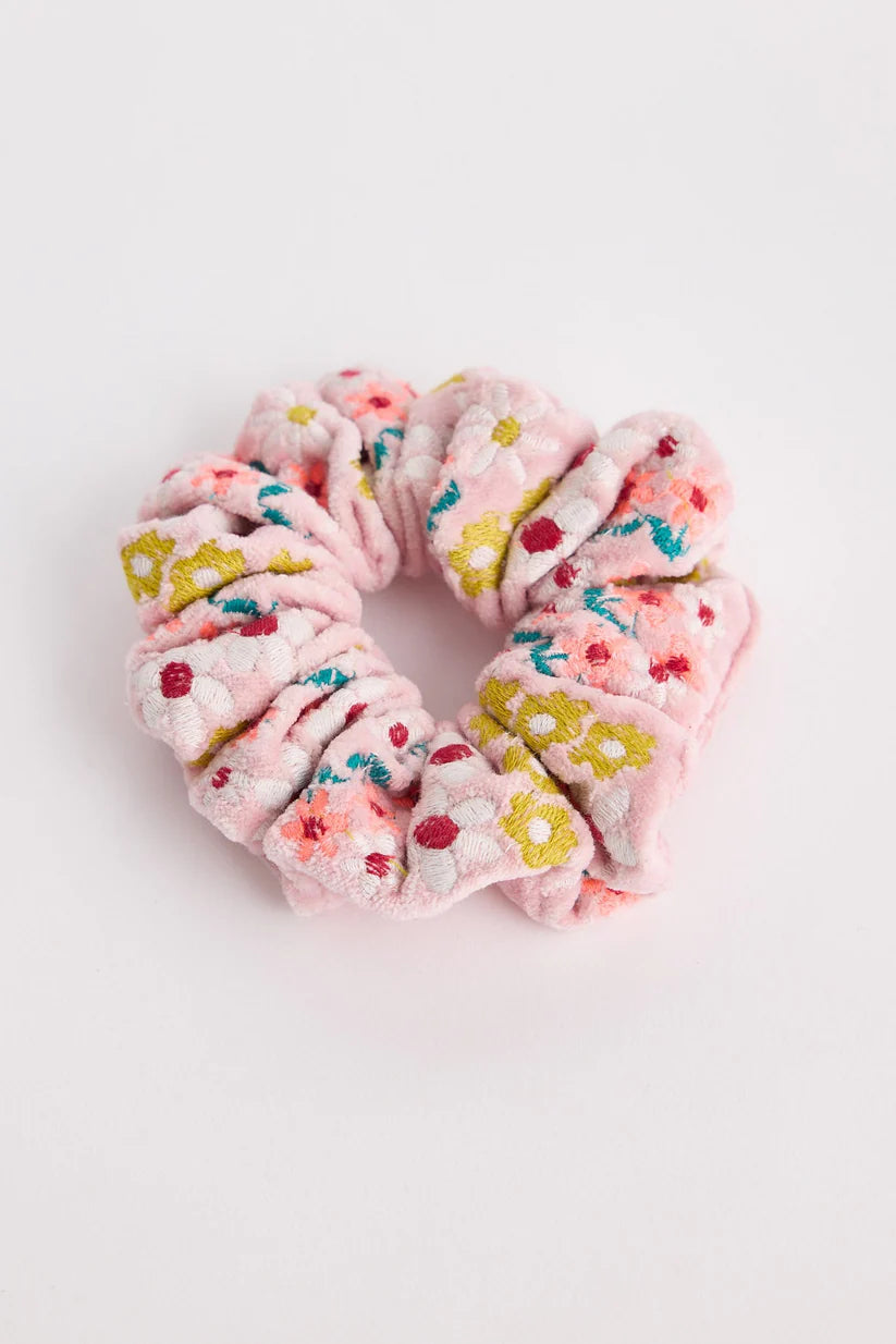 Holiday Life Lani Scrunchie Baby Pink