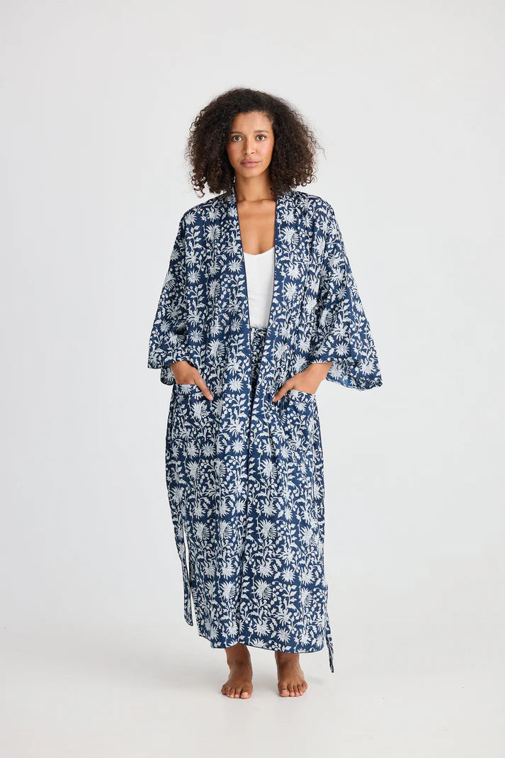 Holiday Life Namaste Robe Wild Paisley Print