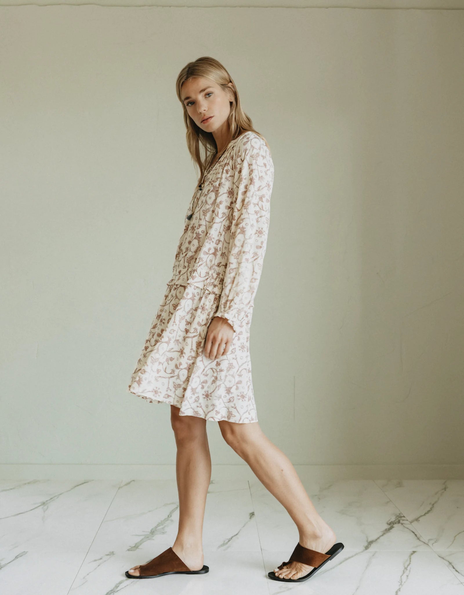 Indi & Cold LS Printed Dress VV26AD121