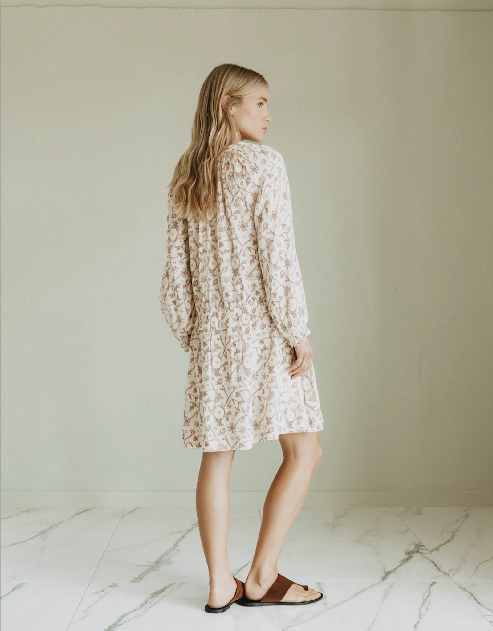 Indi & Cold LS Printed Dress VV26AD121