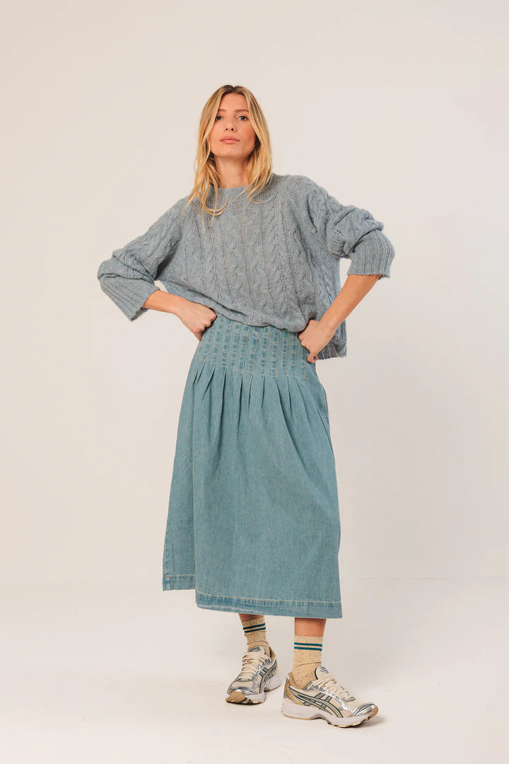 Indi & Cold Crop Cable Sweater Cielo Blue EA501