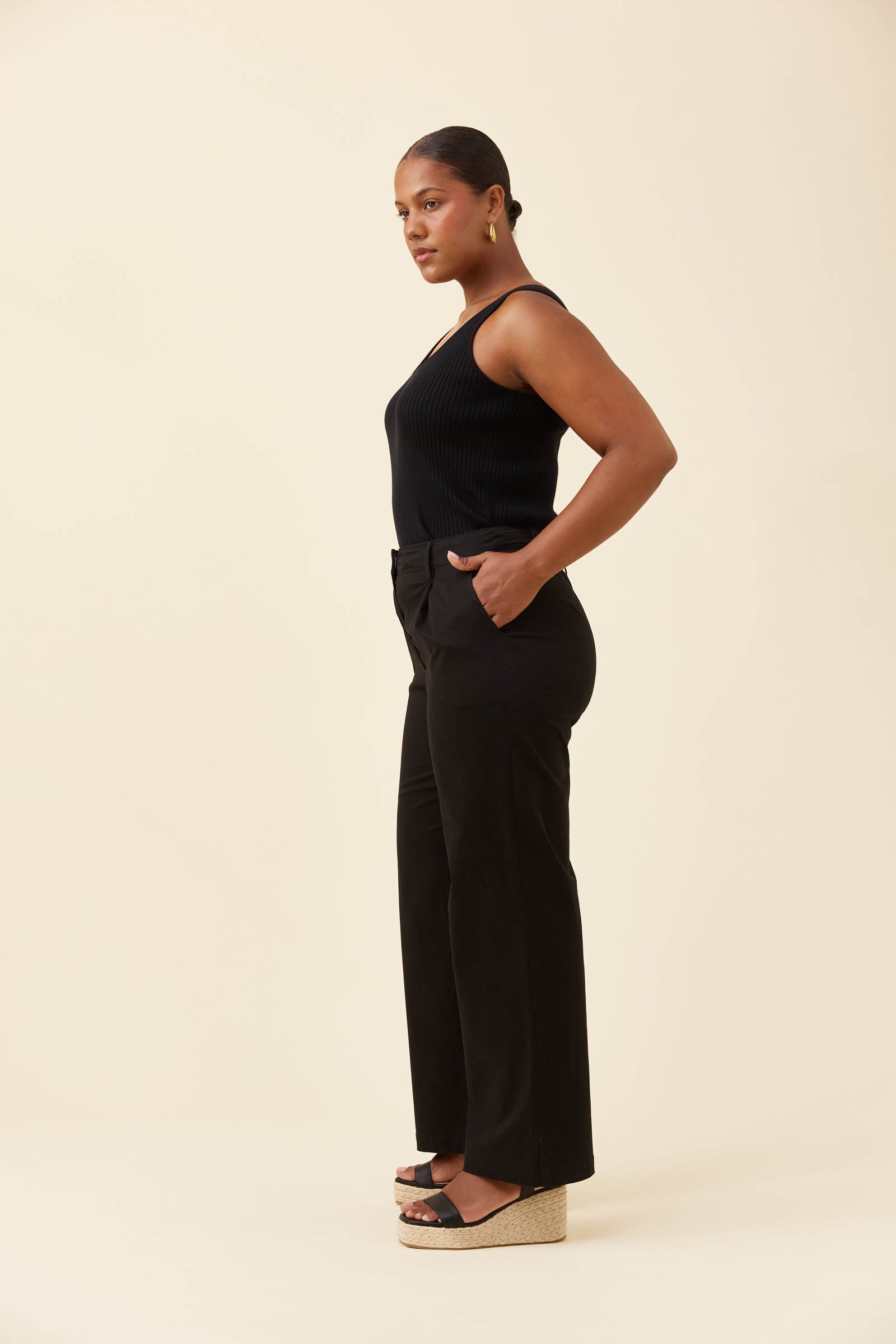 Isle of Mine Adele Cotton Tank Black