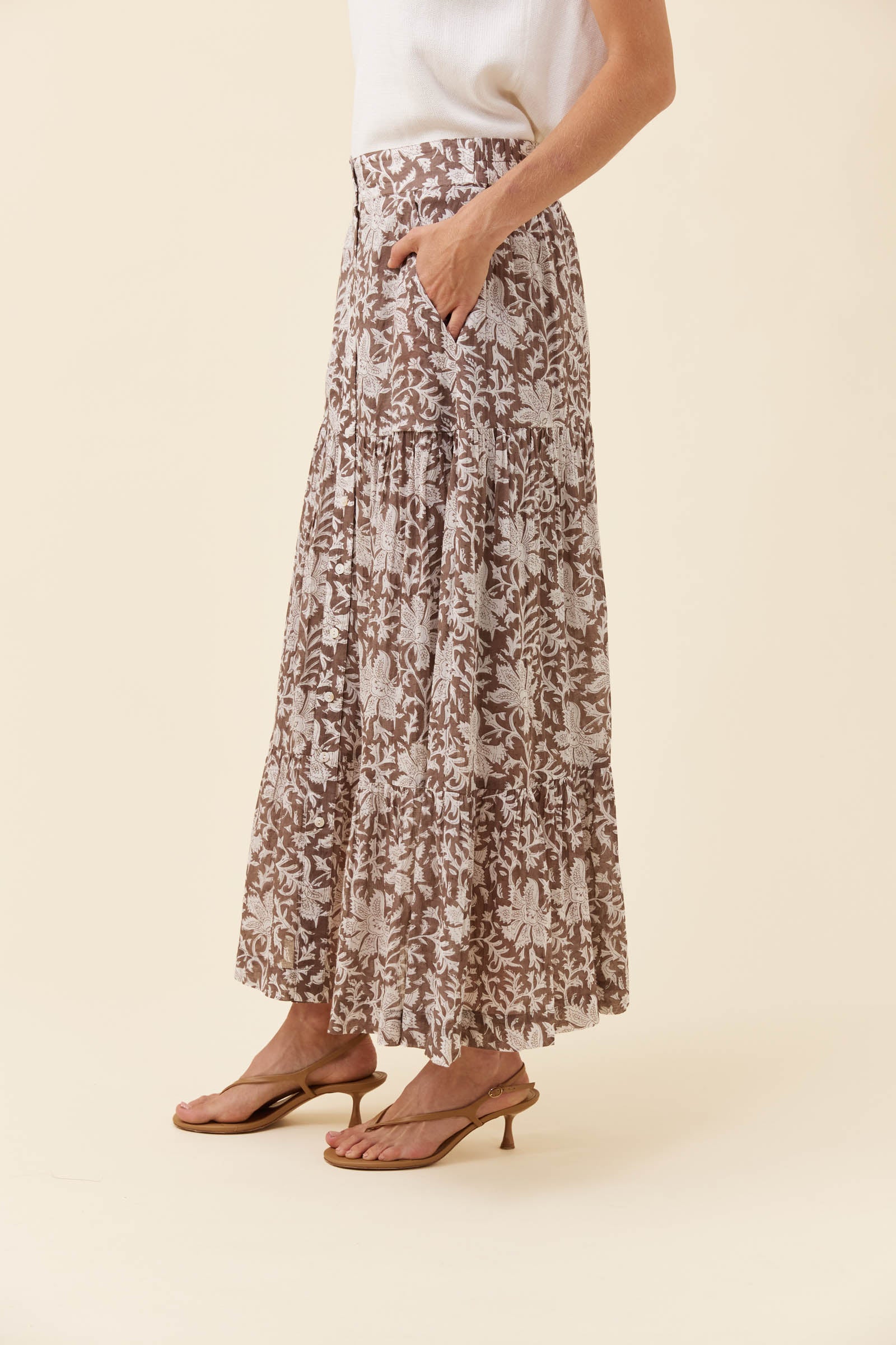 Isle of Mine Wilma Skirt Taupe