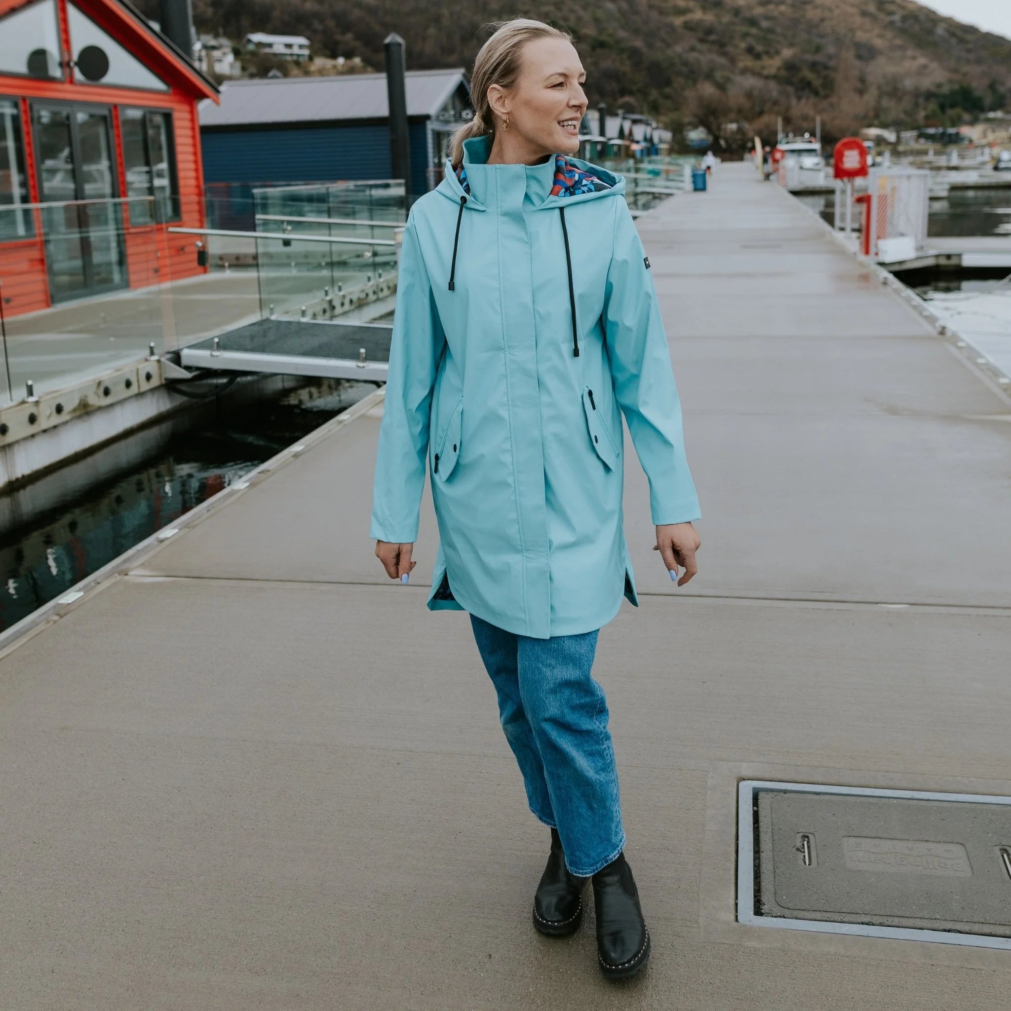 Moke Billie Raincoat Aqua with Evie Aqua Trails
