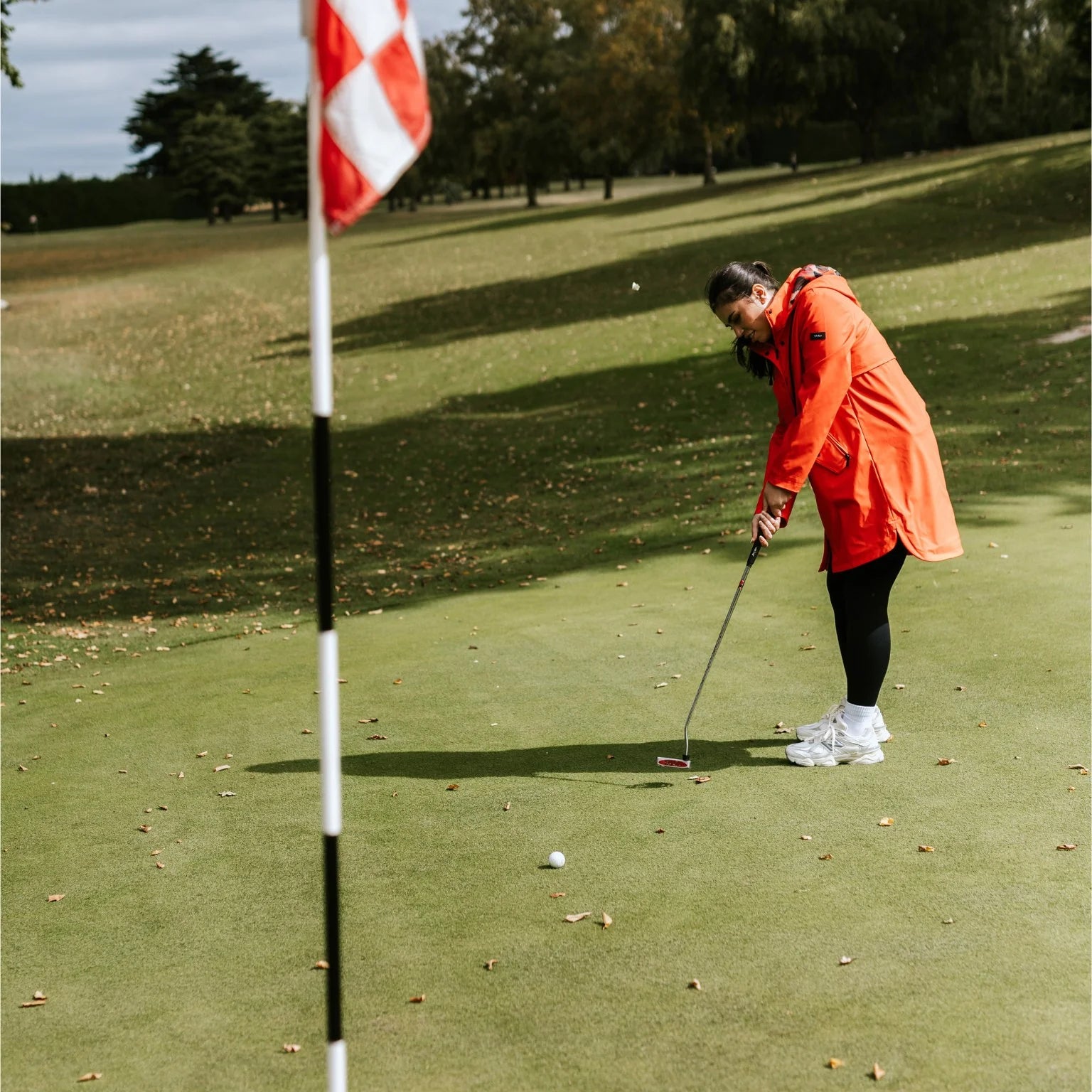 Moke Billie Raincoat Cherry Tomato with Evie Alternative Animal