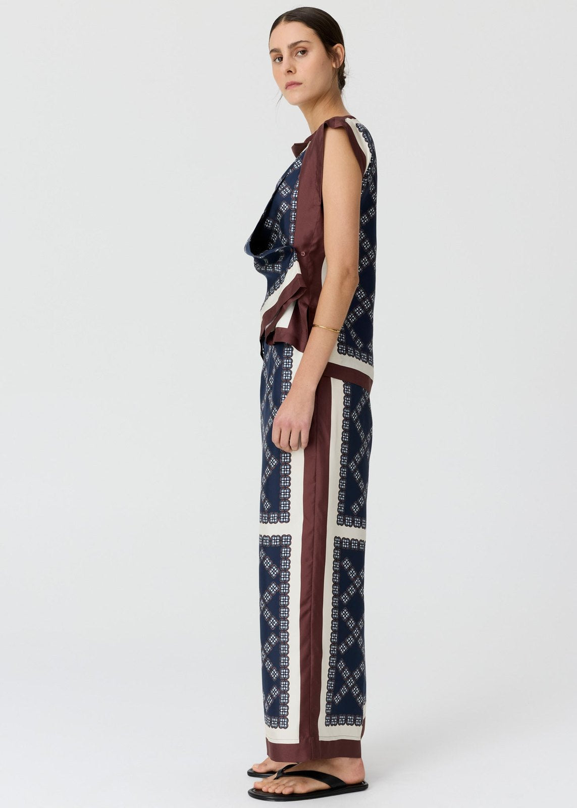 POL Eden Top Eden Scarf Print