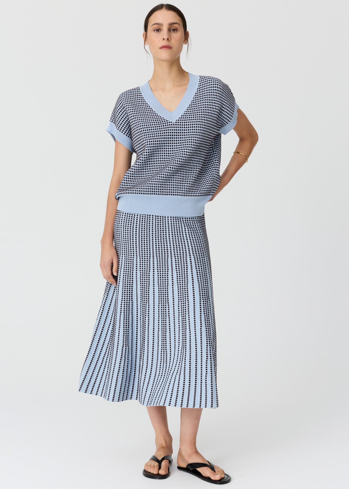 POL Evelyn Knit Top Blue Choc