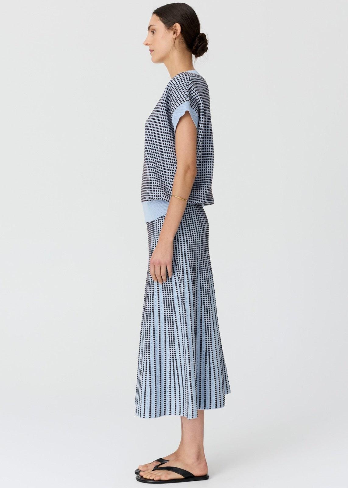 POL Evelyn Knit Top Blue Choc