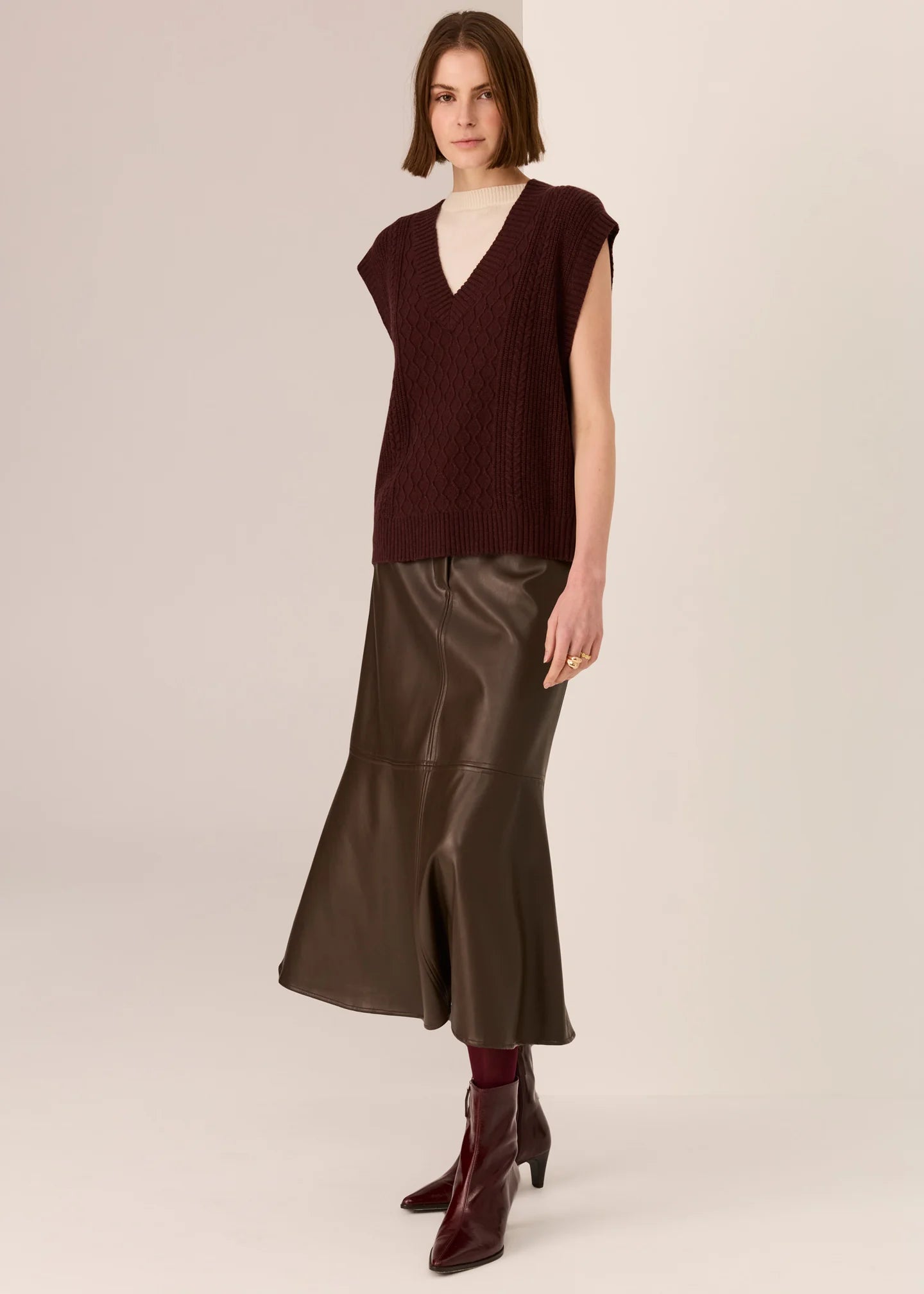Pol Loren Cable Vest Merlot