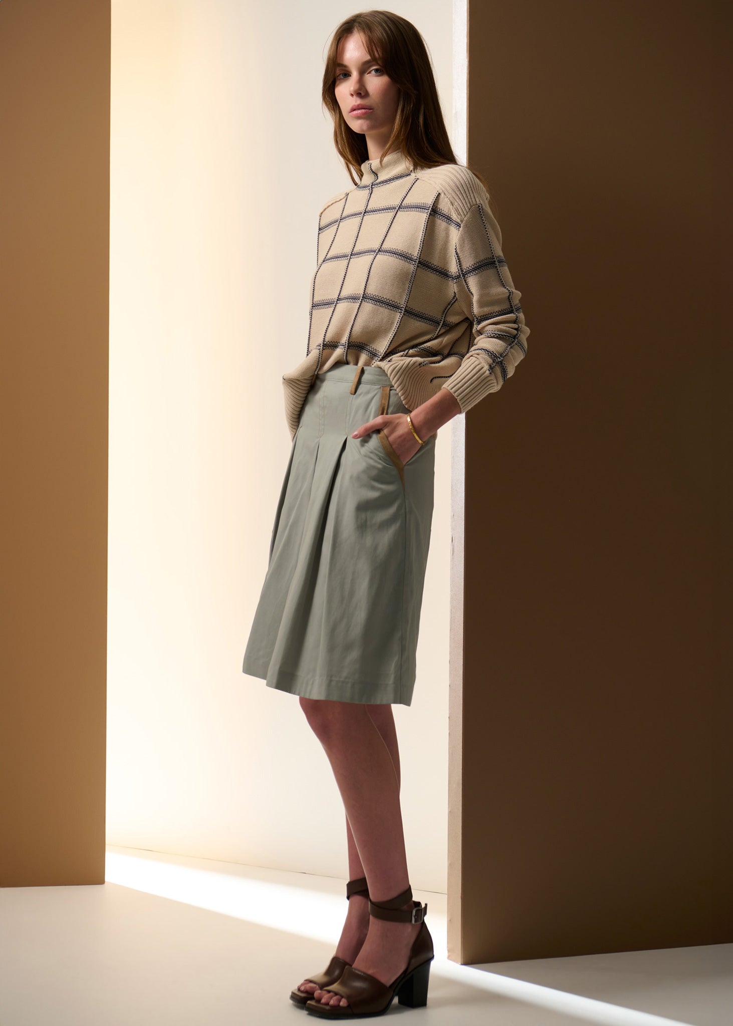 POL Sable Funnel Neck Knit Pebble Ink