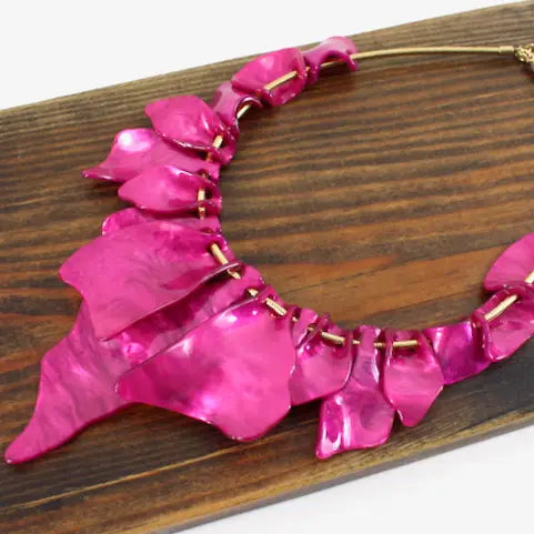 Pretty Persuasions Bold All Around Ruffle Statement Necklace Fuchsia