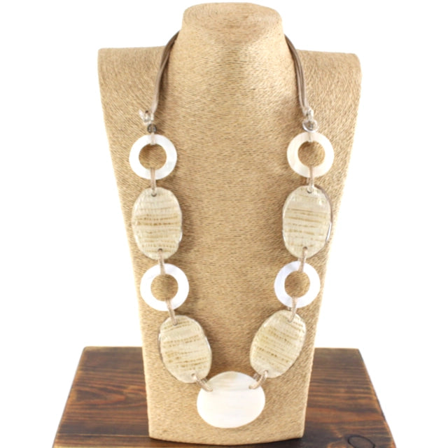 Pretty Persuasions Bold Oval Ring Shell Links Necklace