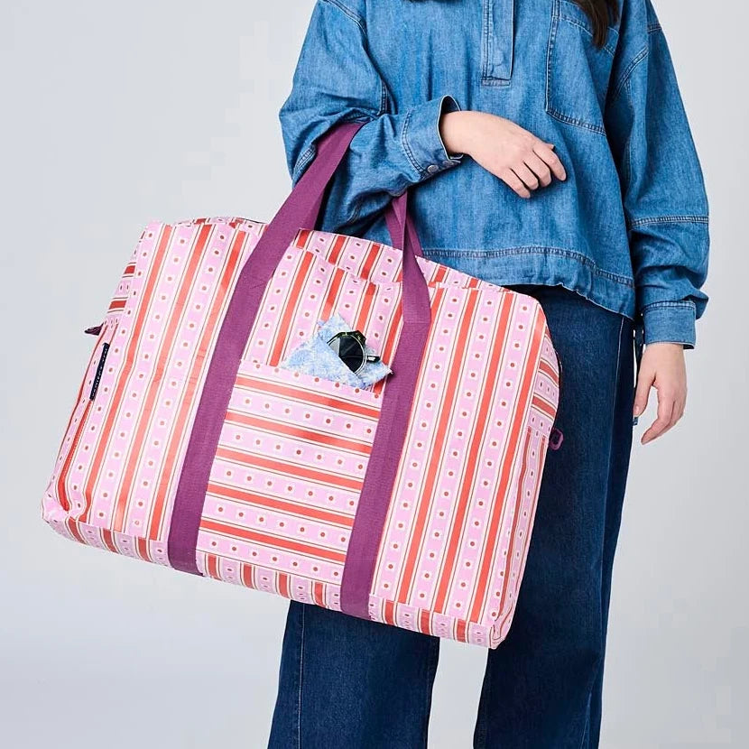 Project Ten Overnight Bag Wallpaper