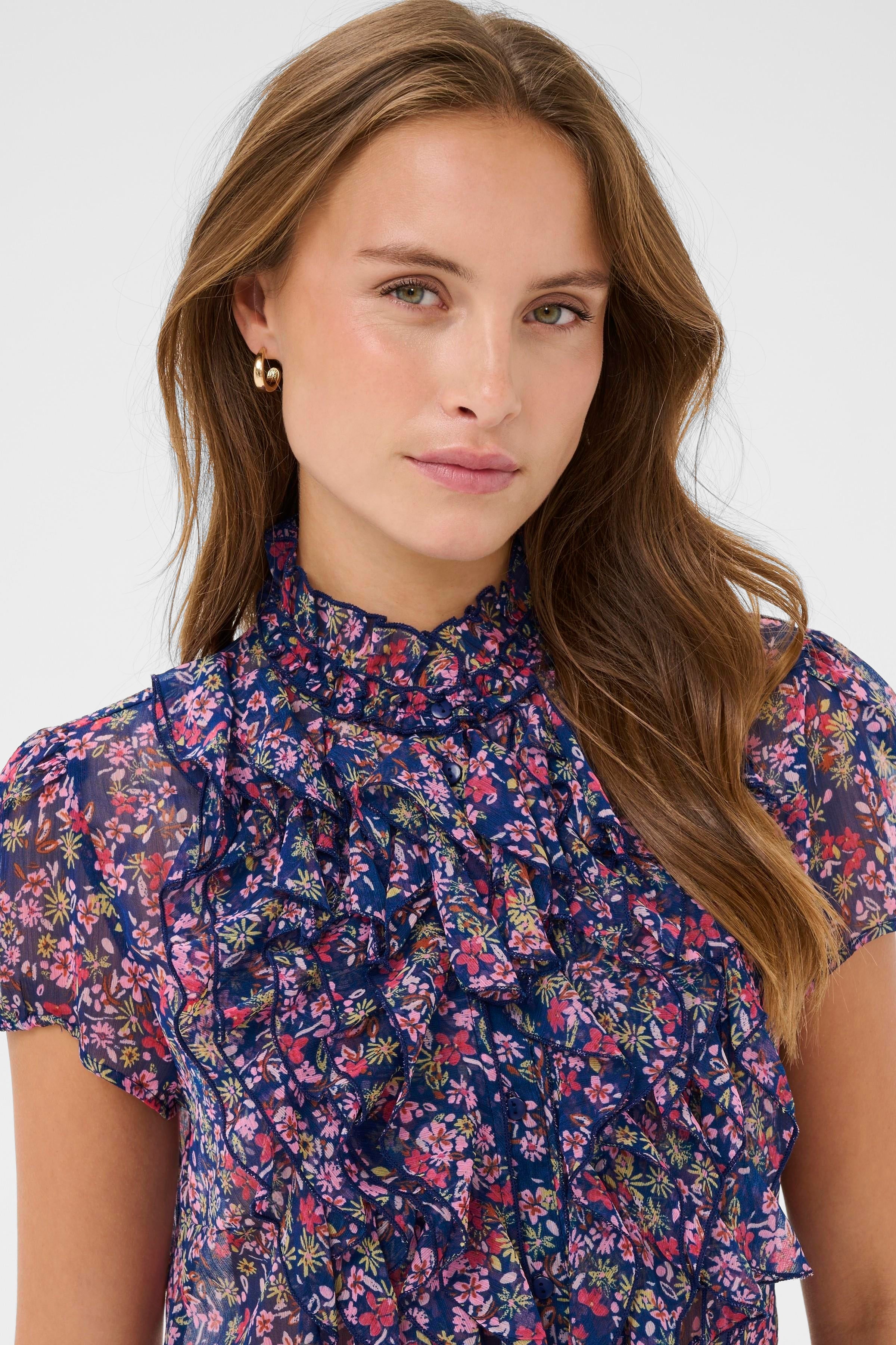 Saint Tropez Lilja SS Shirt Navy Peony Bloom