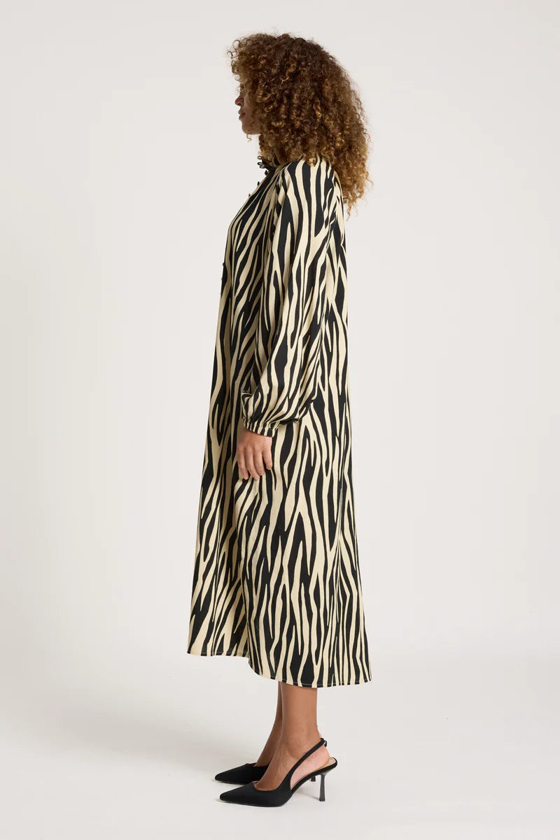 Eb & Ive Bajau Button Dress Savanna
