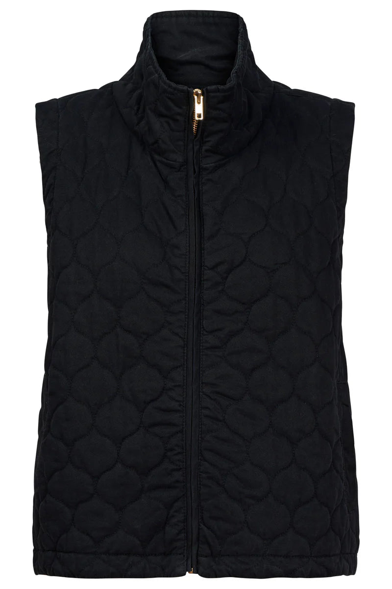 Eb & Ive Sansi Quilted Crop Vest Black