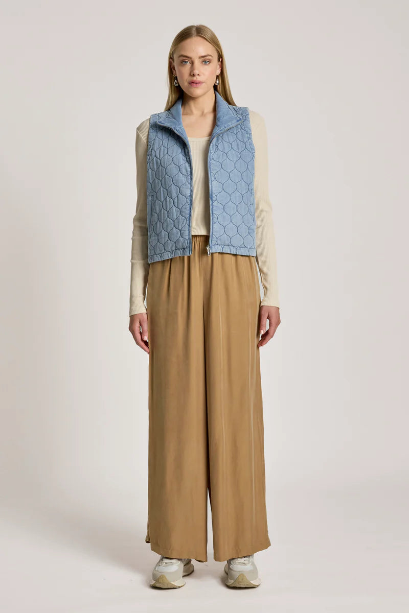 Eb & Ive Sansi Quilted Crop Vest Denim
