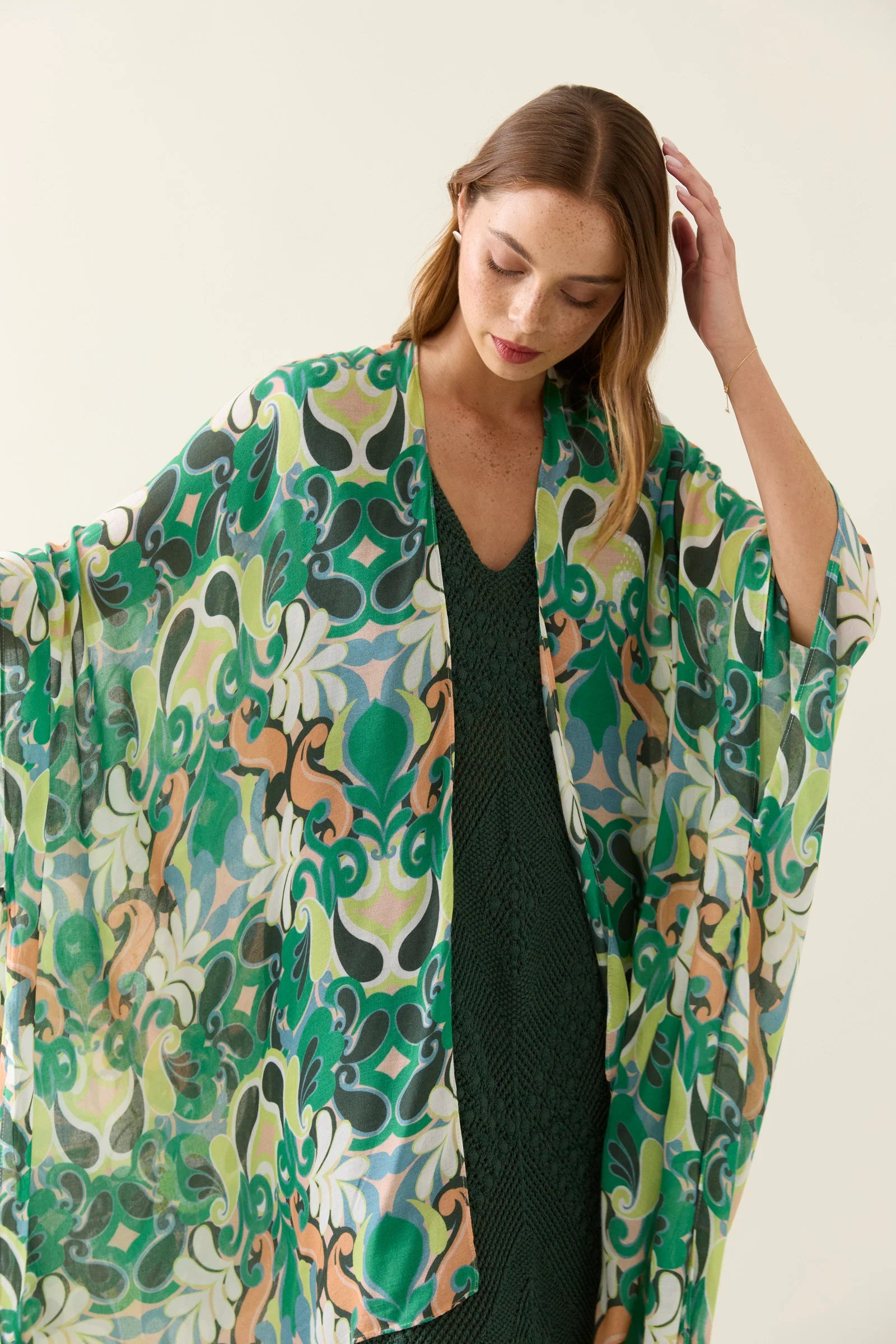 Isle of Mine Aurora Cape Paisley One Size