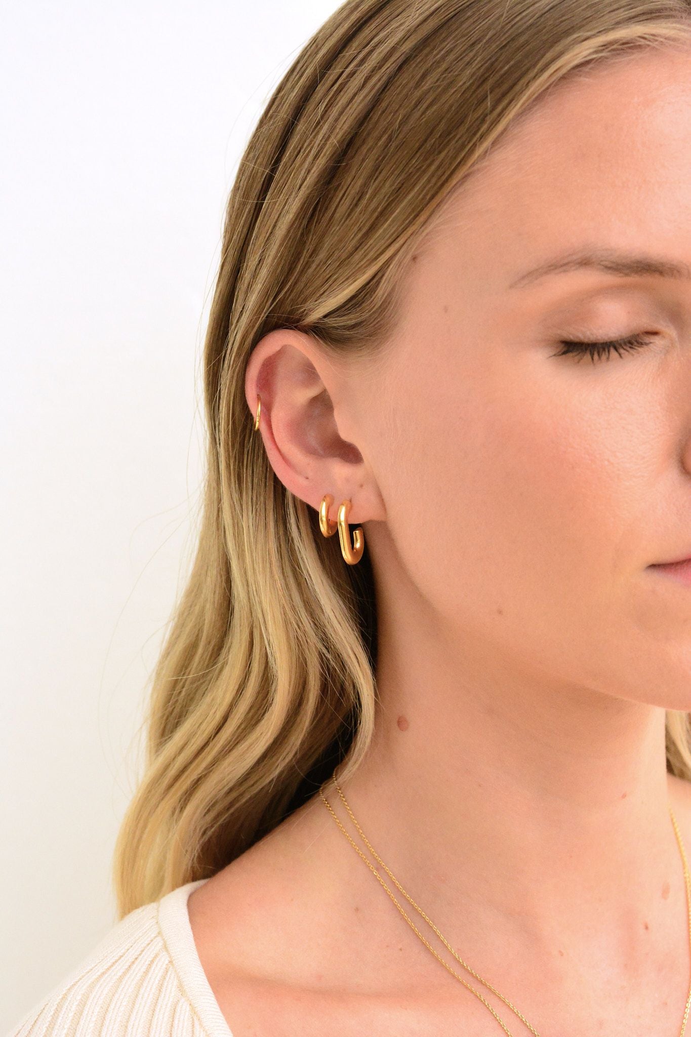 Linda Tahija Round Profile Hoop Earrings Gold