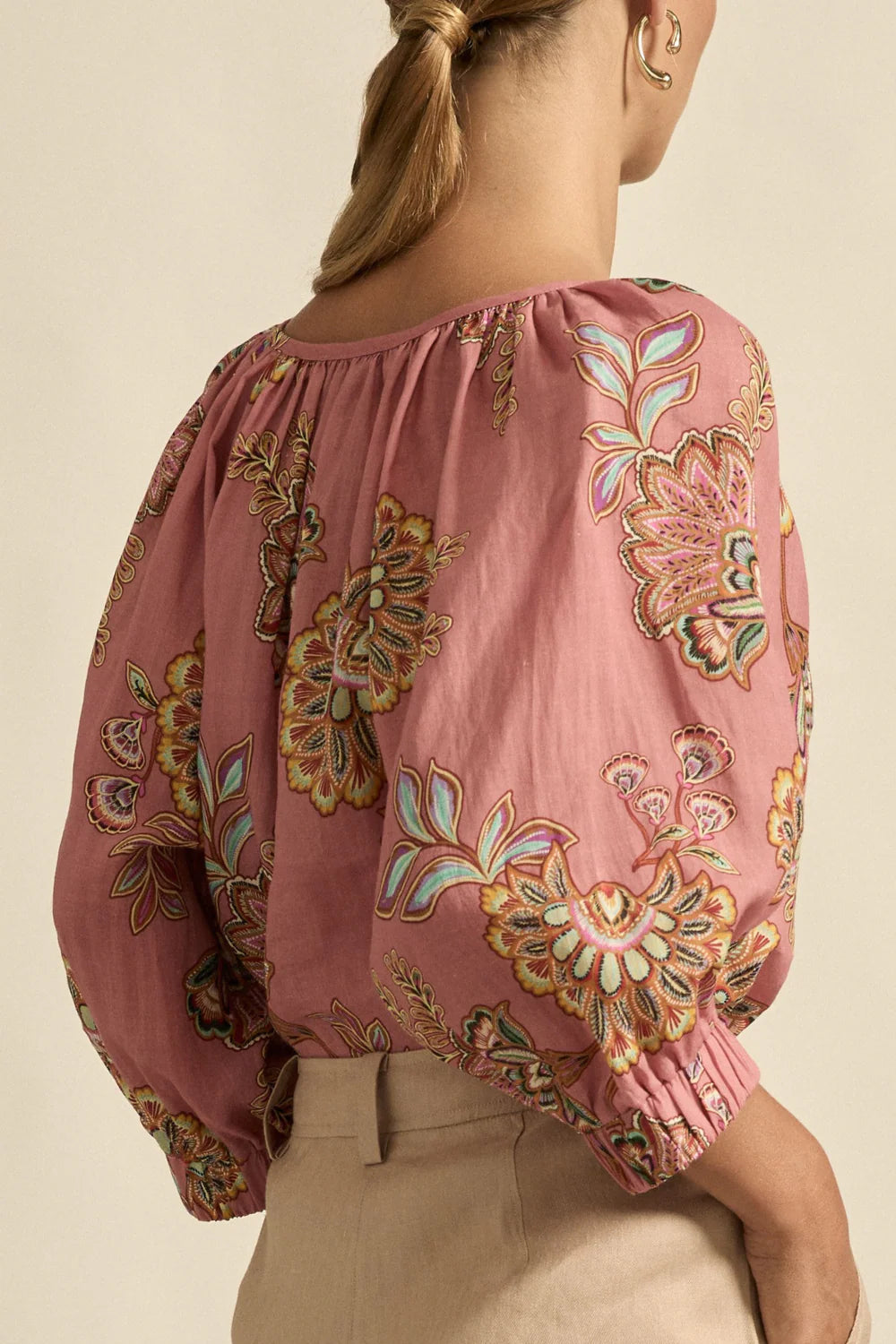 Zoe Kratzmann Tranquil Top Kgari Bloom
